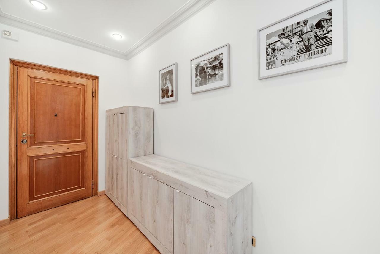 Peroni 8 Pax Brand New Apartment Rome Bagian luar foto